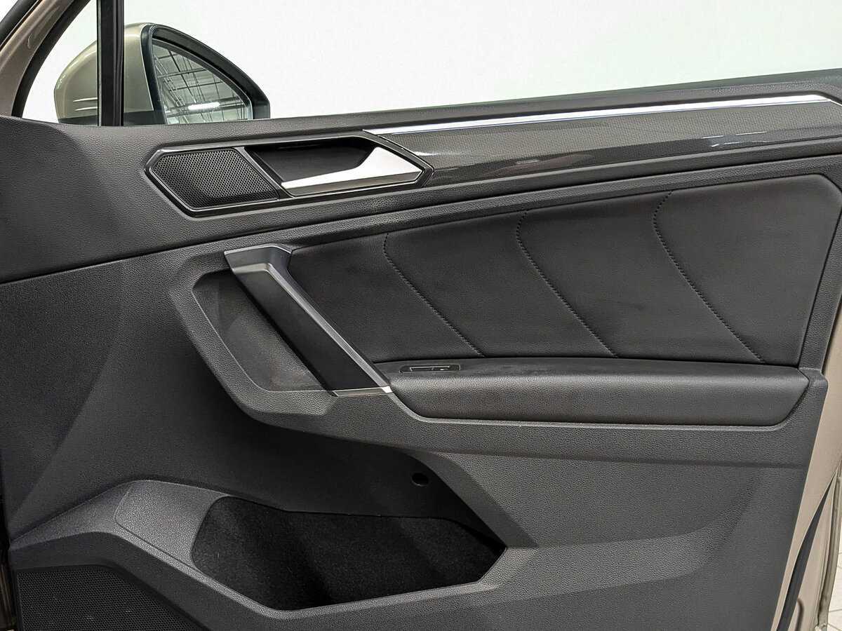 Купить Volkswagen Tiguan, 2018, 201 857 км, фото №24