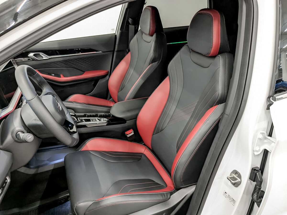 Купить Geely Coolray, 2024, 3 539 км, фото №17