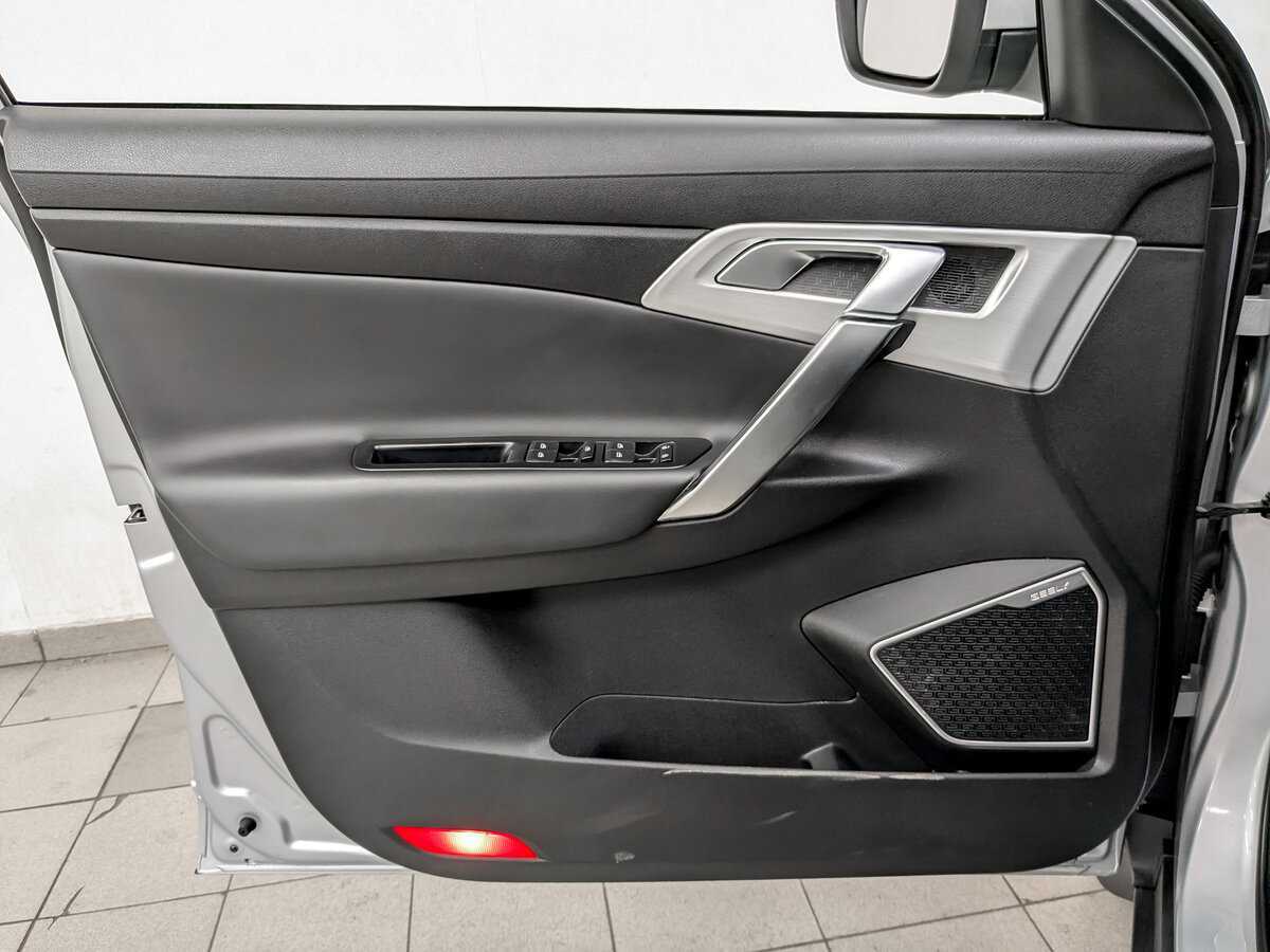 Купить Geely Atlas, 2018, 78 973 км, фото №17