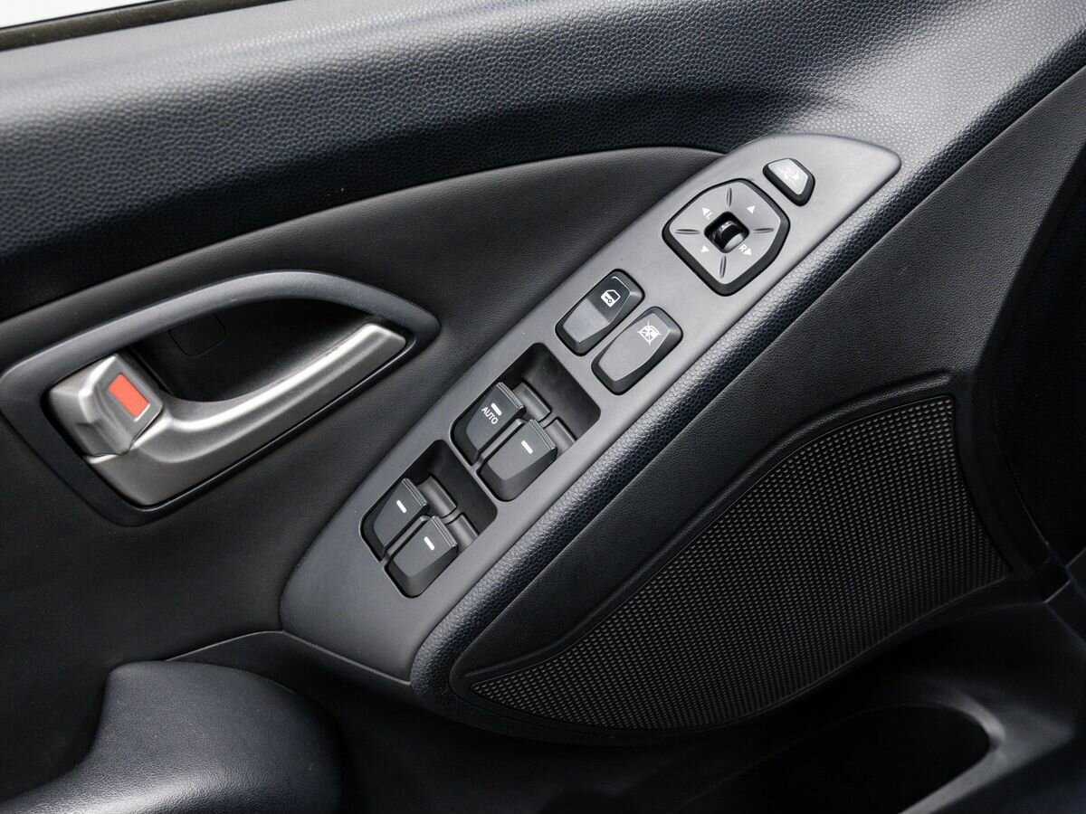 Купить Hyundai ix35, 2012, 120 000 км, фото №14