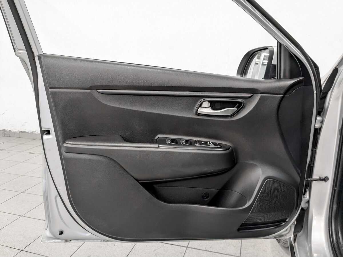 Купить Kia Rio X-Line, 2020, 193 059 км, фото №17