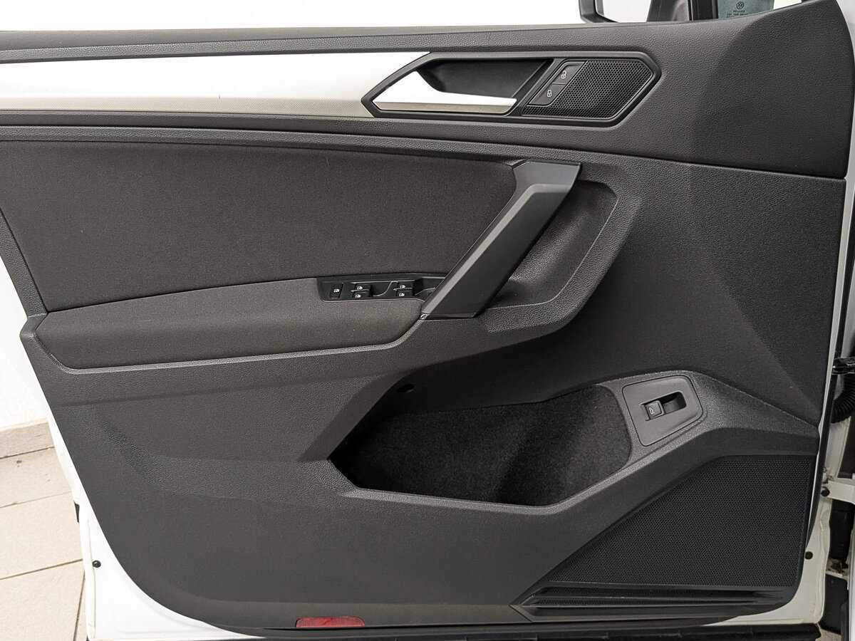 Купить Volkswagen Tiguan, 2020, 79 397 км, фото №19