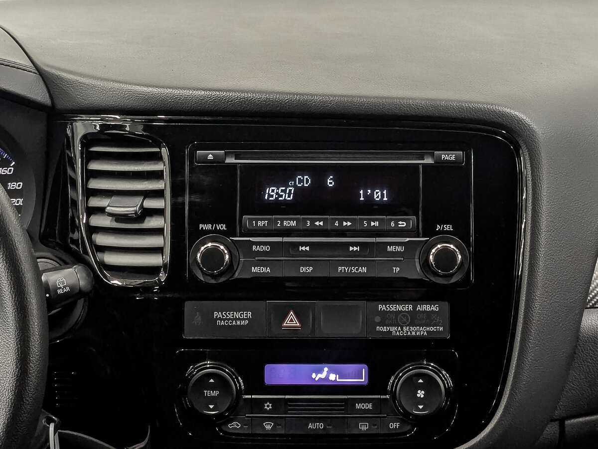 Купить Mitsubishi Outlander, 2018, 71 221 км, фото №16