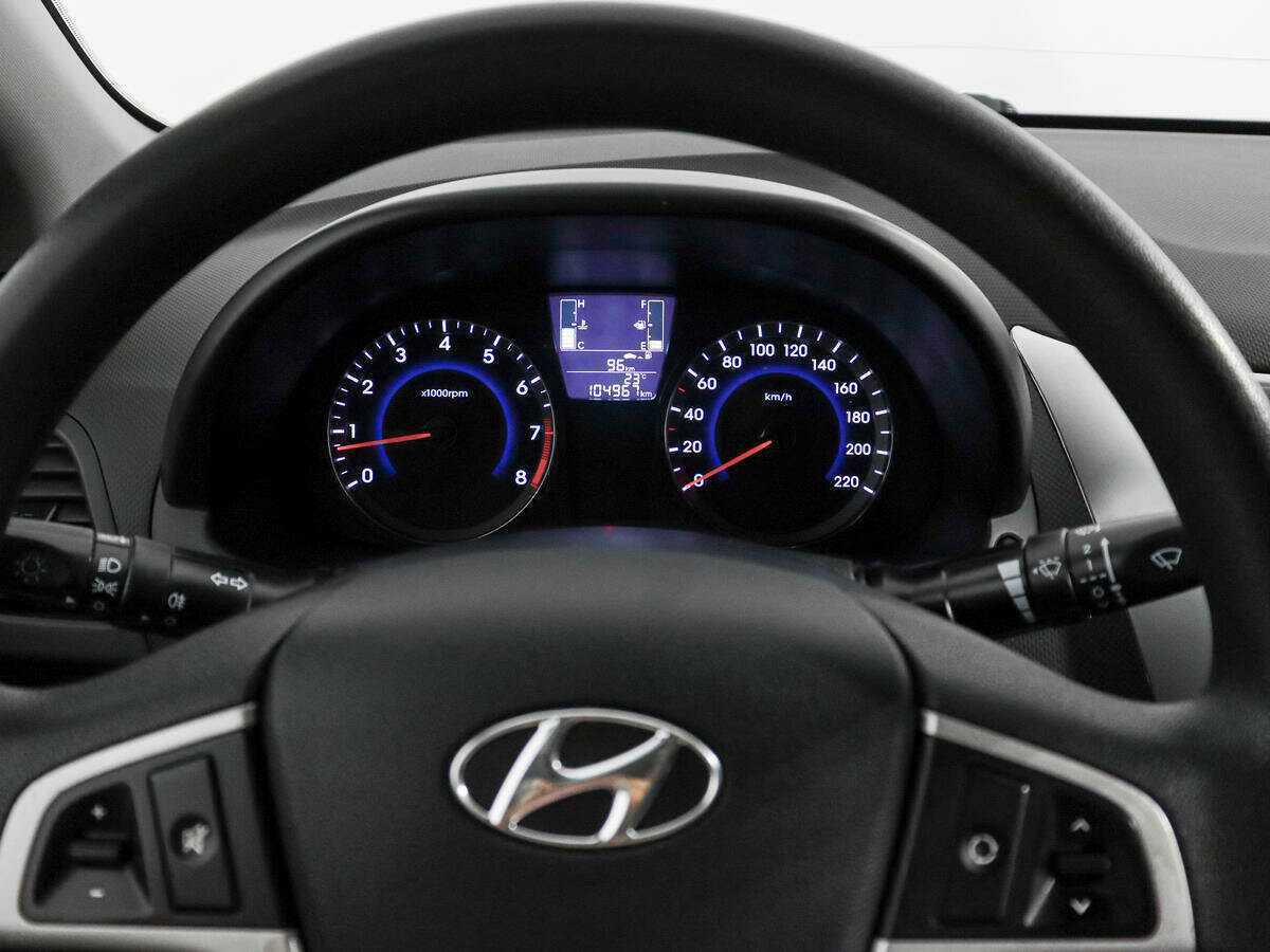 Купить Hyundai Solaris, 2016, 104 966 км, фото №16