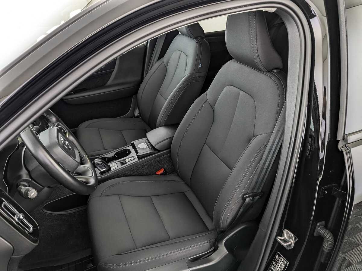 Купить Volvo XC40, 2021, 66 788 км, фото №20
