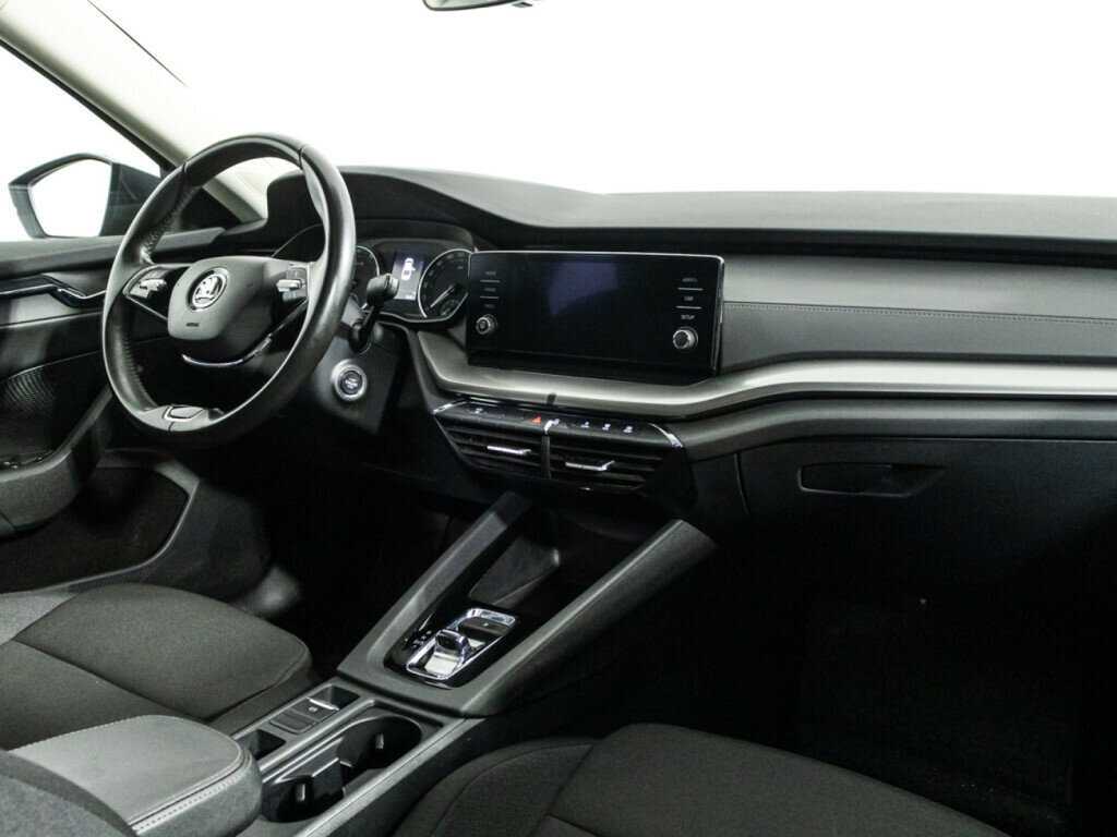 Купить Skoda Octavia, 2021, 92 183 км, фото №9