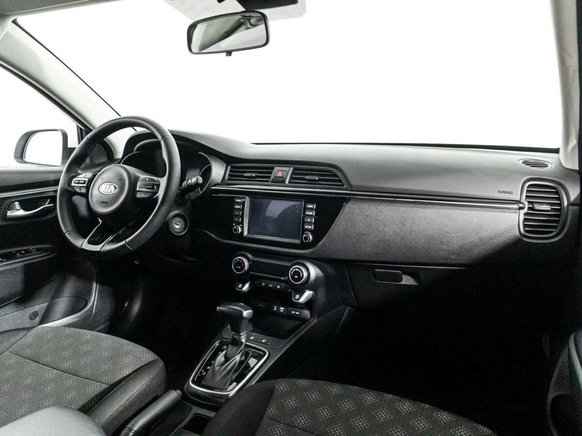 Купить Kia Rio X-Line, 2017, 41 401 км, фото №9