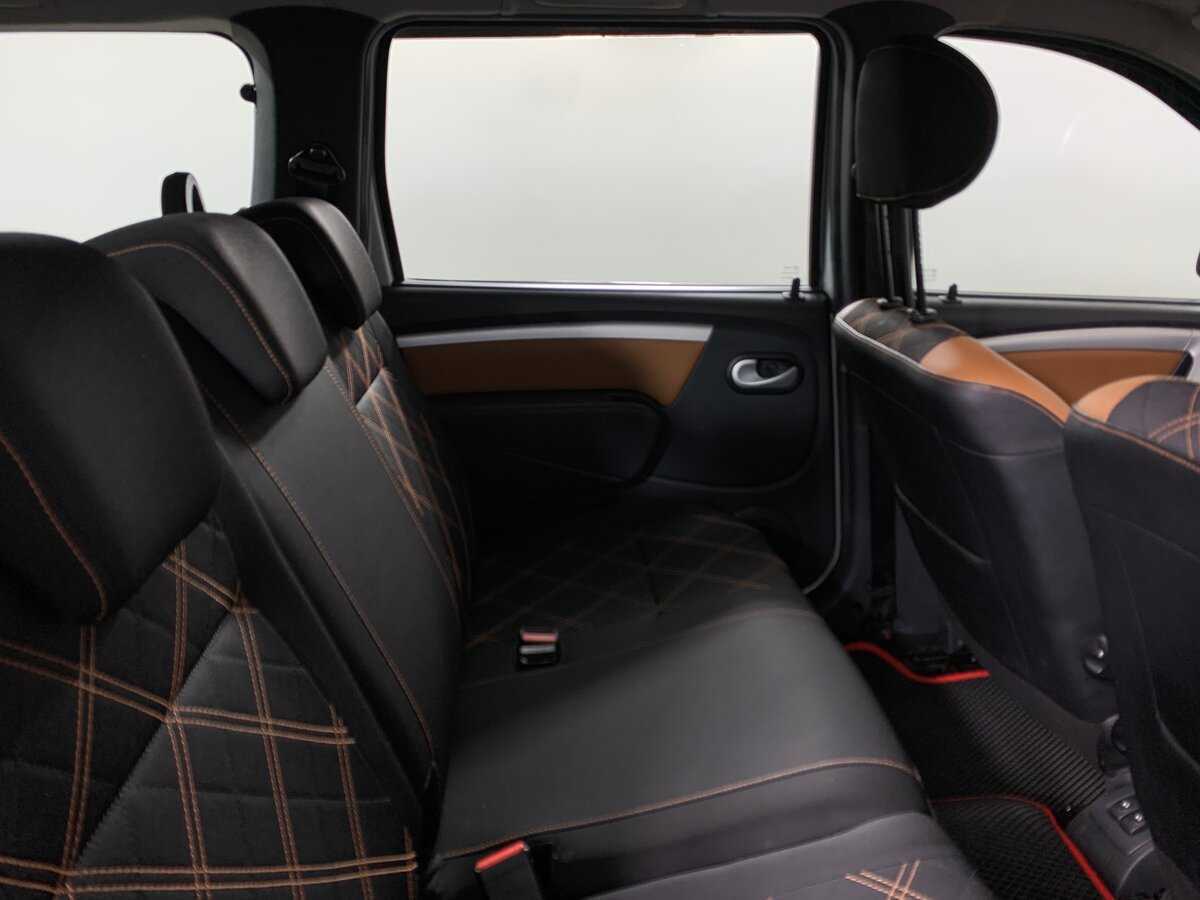 Купить Lada (ВАЗ) Largus Cross, 2019, 106 049 км, фото №18