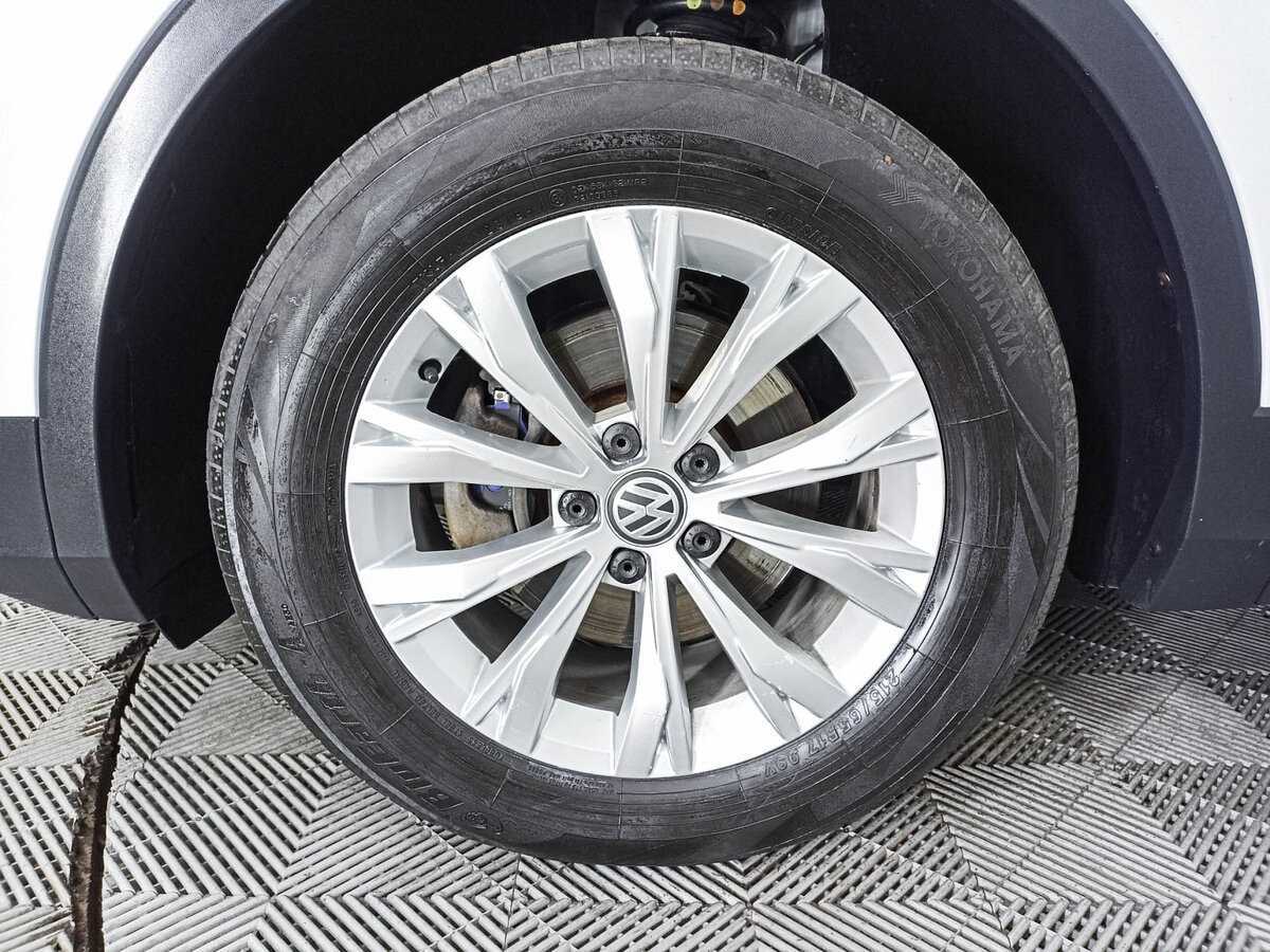 Купить Volkswagen Tiguan, 2018, 217 896 км, фото №16