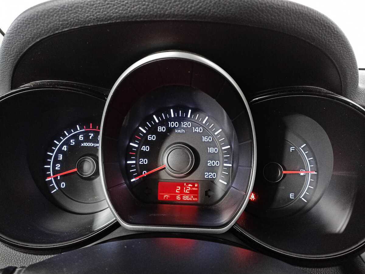 Купить Kia Rio, 2017, 161 901 км, фото №13