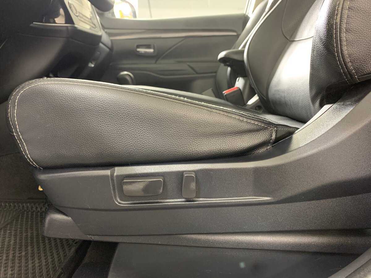 Купить Mitsubishi Outlander, 2016, 162 078 км, фото №17