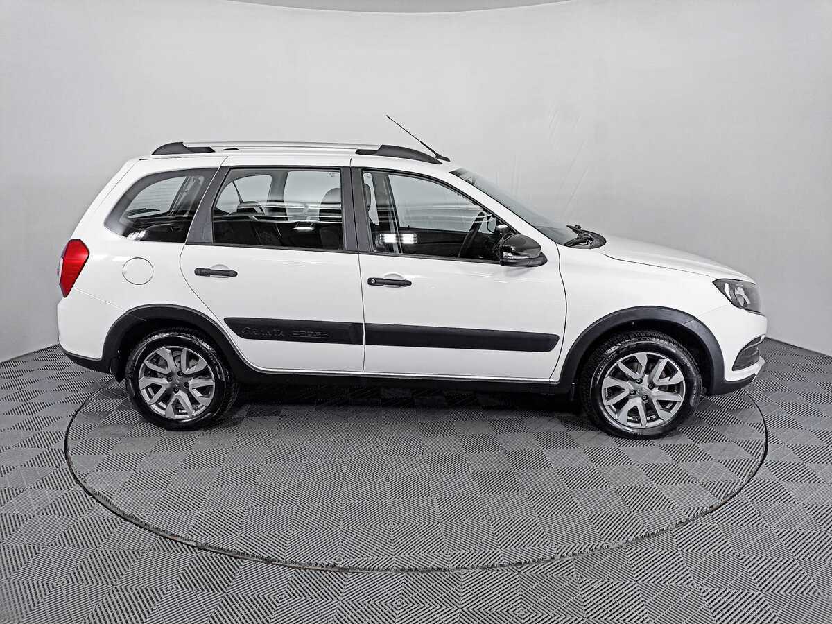 Купить Lada (ВАЗ) Granta Cross, 2023, 15 820 км, фото №4