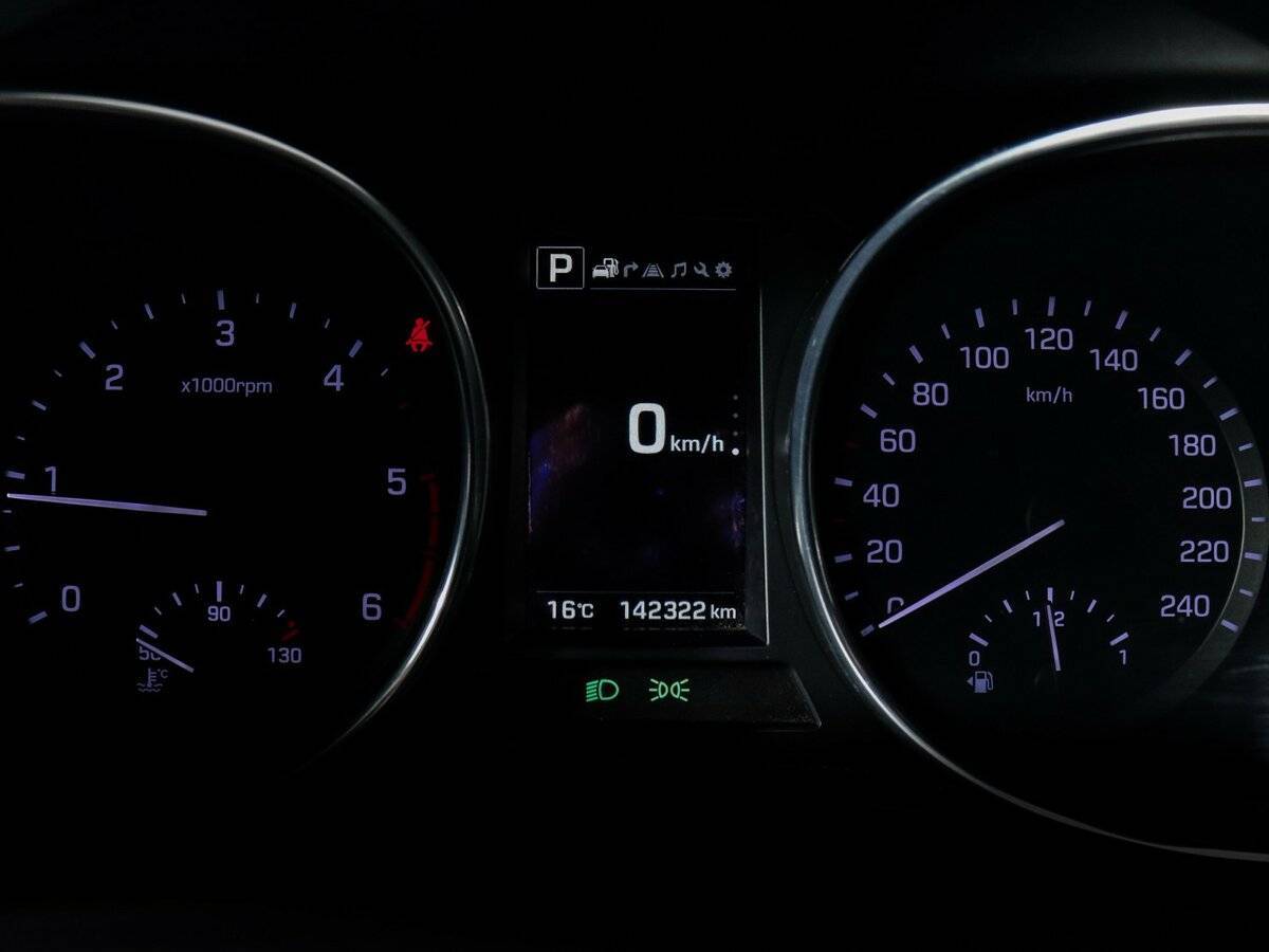 Купить Hyundai Santa Fe, 2016, 142 322 км, фото №8