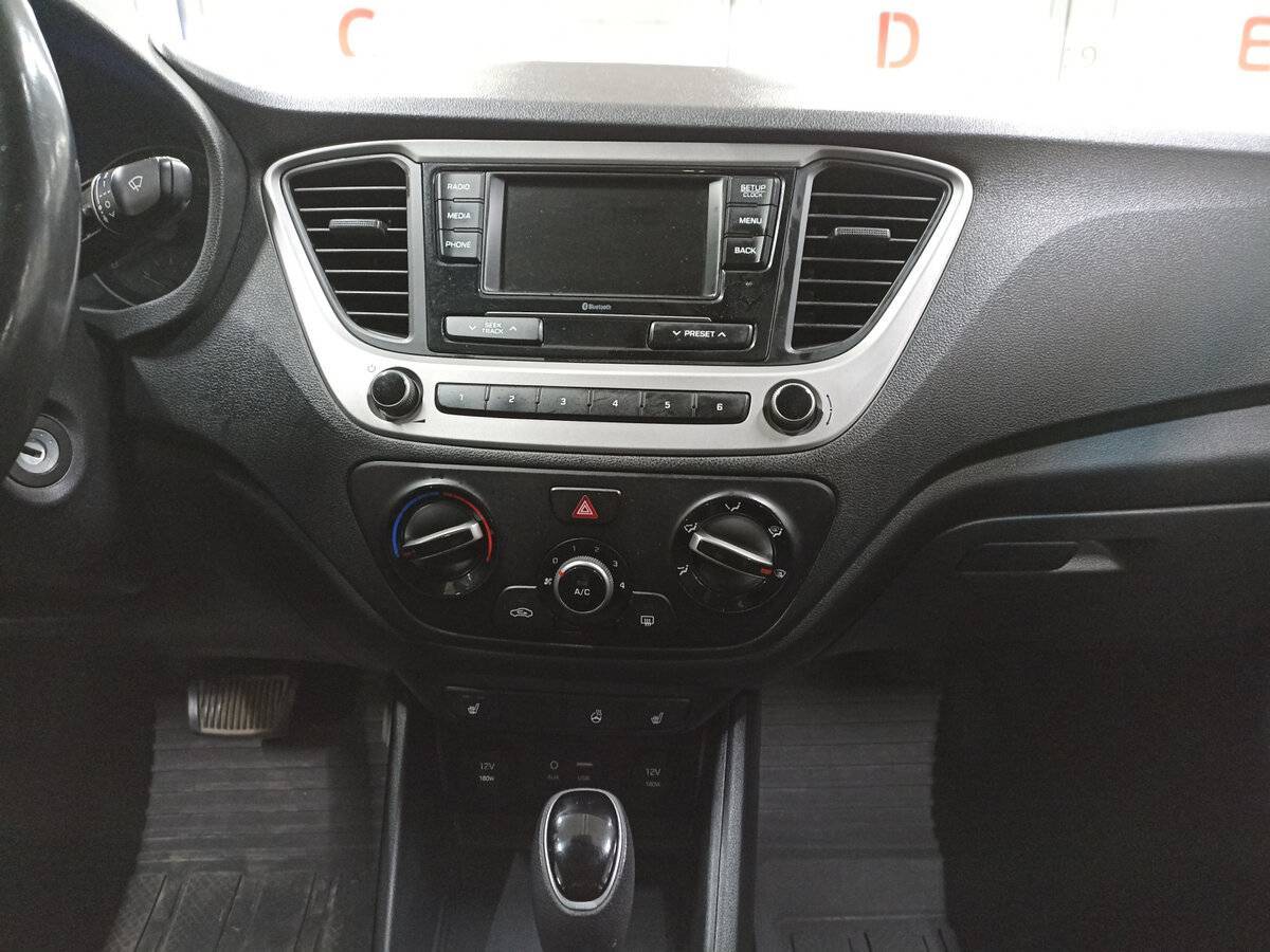 Купить Hyundai Solaris, 2018, 142 157 км, фото №15