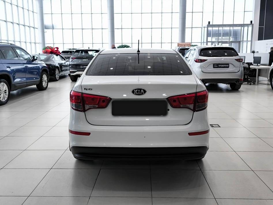 Купить Kia Rio, 2016, 113 001 км, фото №6