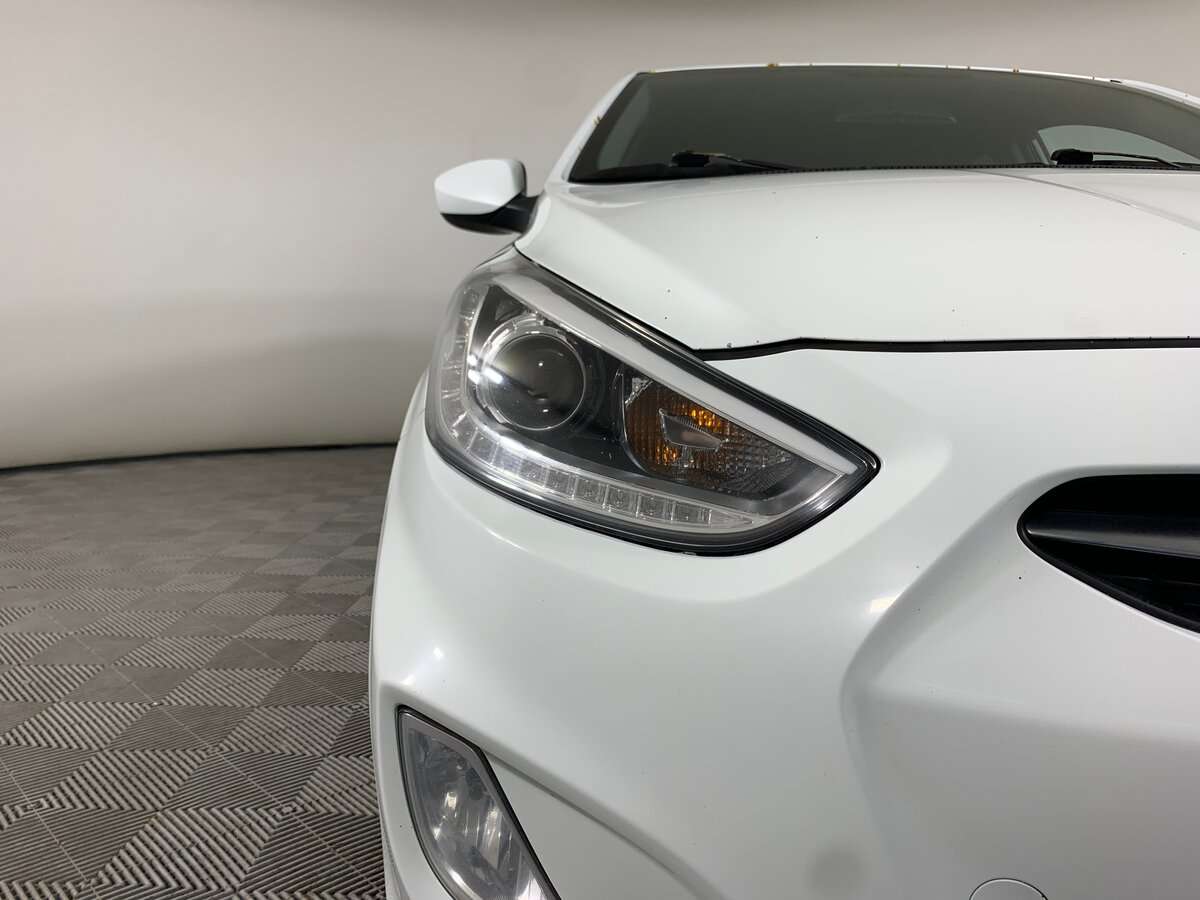 Купить Hyundai Solaris, 2013, 236 946 км, фото №10