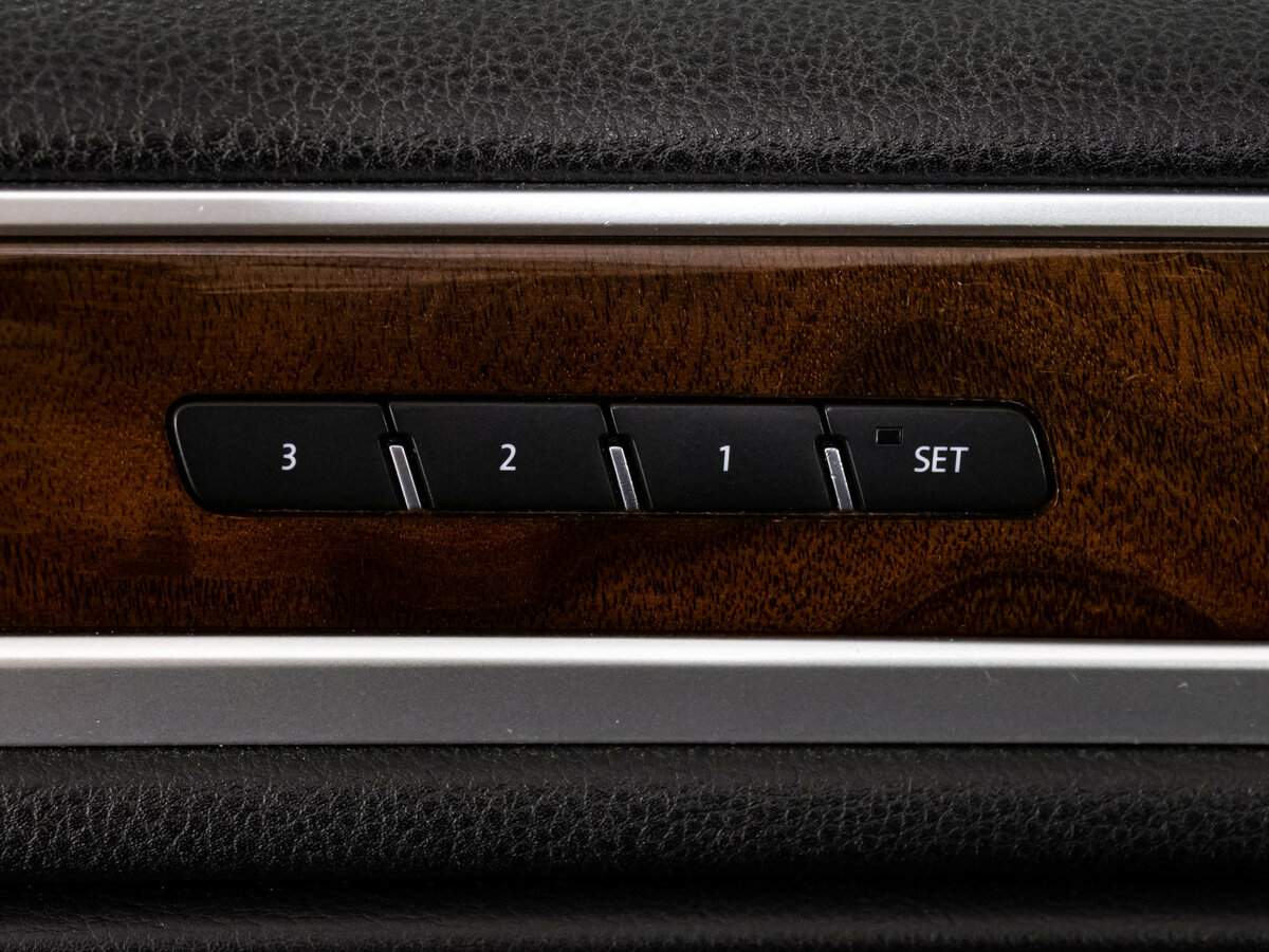 Купить Volkswagen Touareg, 2015, 224 931 км, фото №18