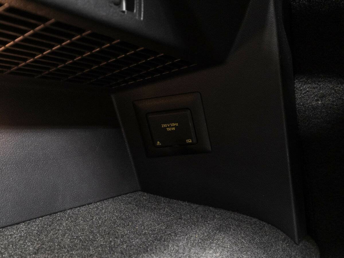 Купить Volkswagen Tiguan, 2018, 121 558 км, фото №17