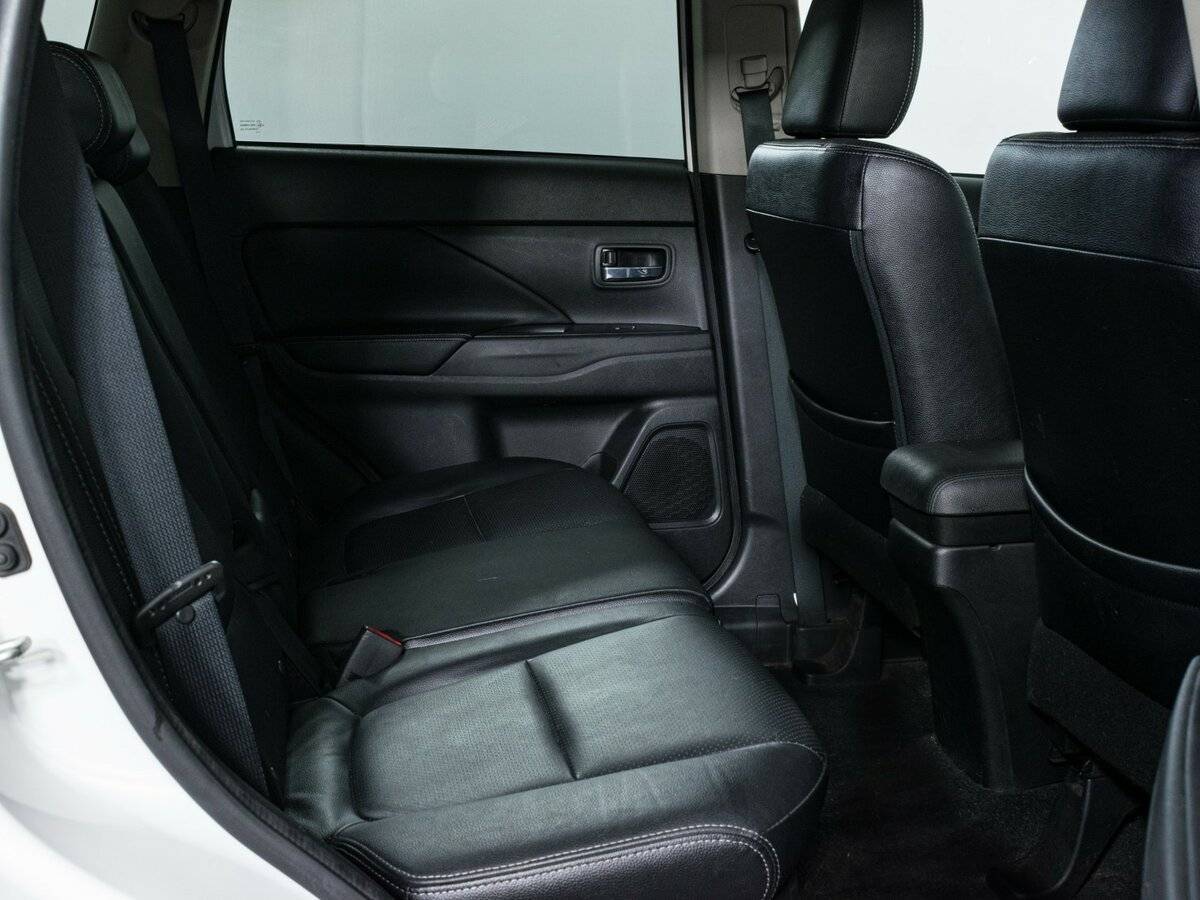 Купить Mitsubishi Outlander, 2018, 137 000 км, фото №12