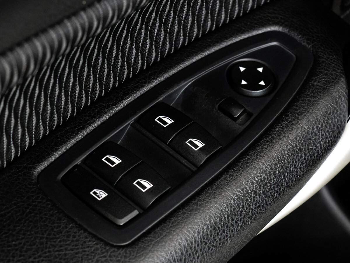 Купить BMW 1 серии 116i, 2012, 180 497 км, фото №15