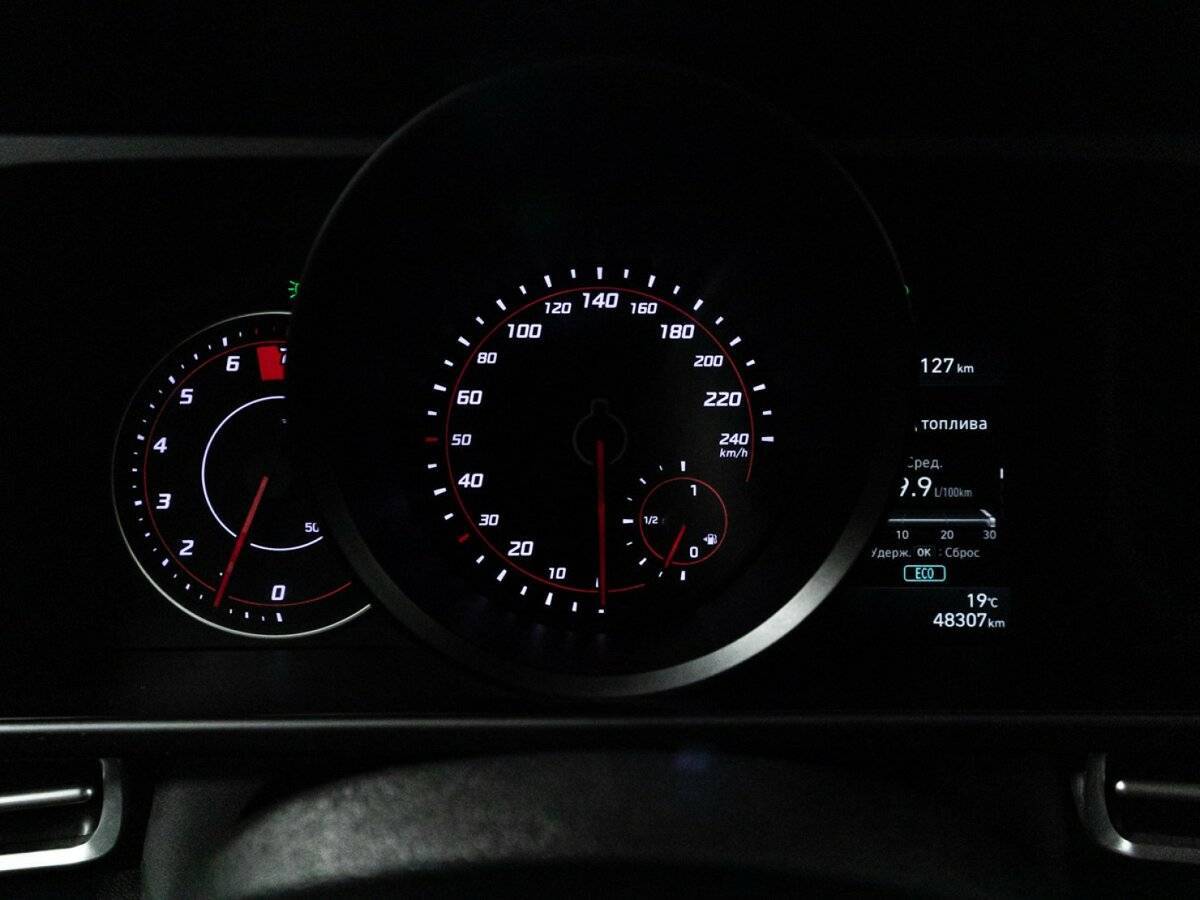 Купить Hyundai Elantra, 2021, 48 306 км, фото №12