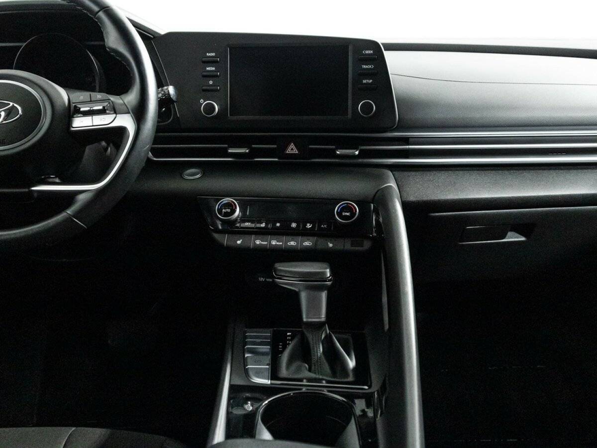 Купить Hyundai Elantra, 2021, 48 306 км, фото №14