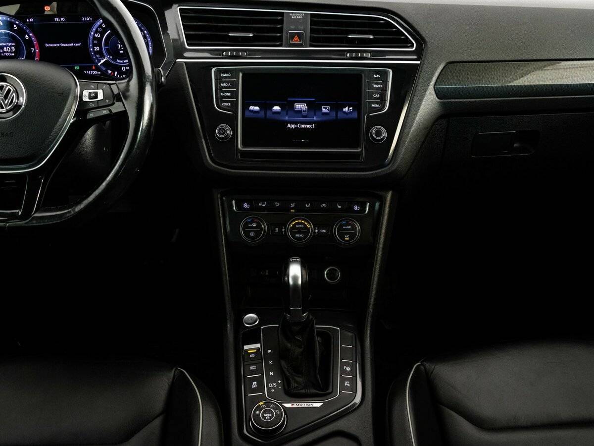 Купить Volkswagen Tiguan, 2017, 214 699 км, фото №14