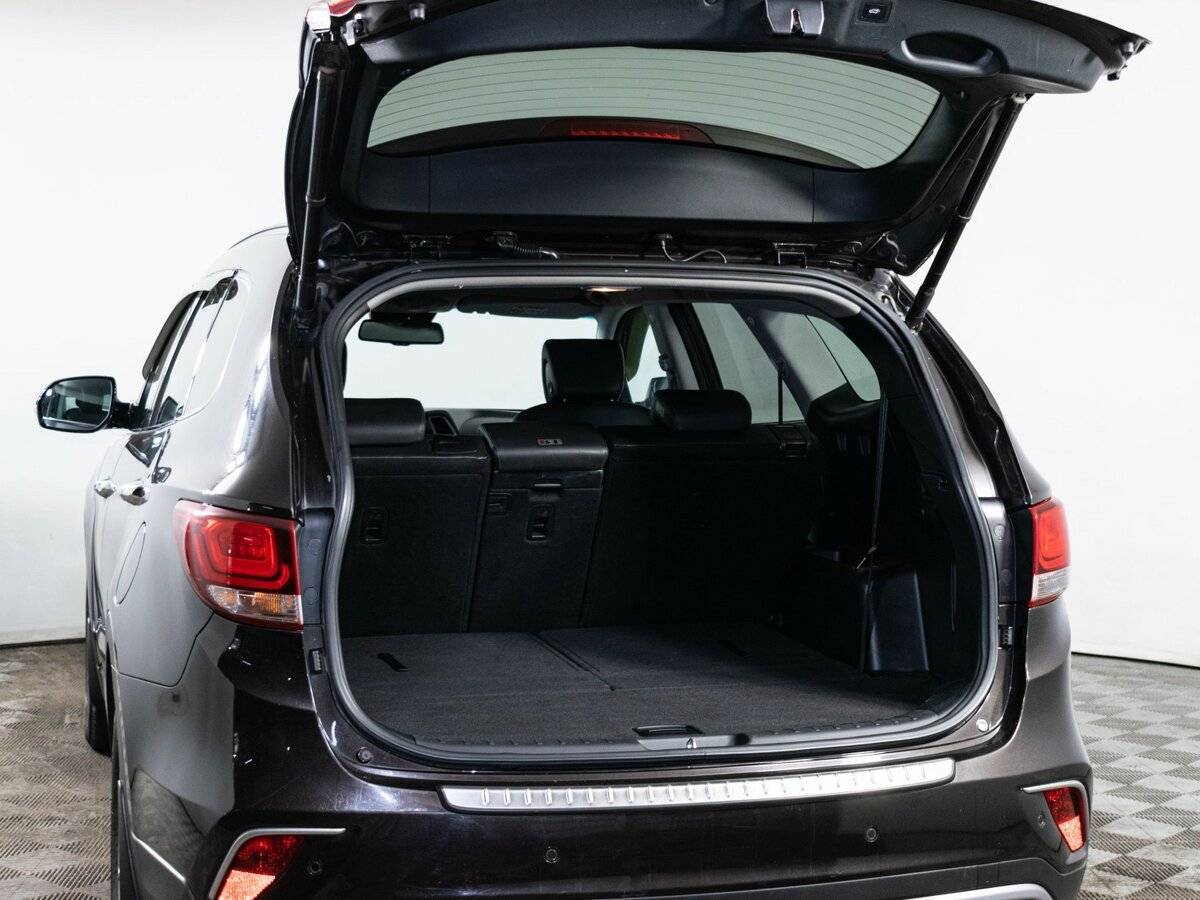 Купить Hyundai Santa Fe Grand, 2017, 156 000 км, фото №9