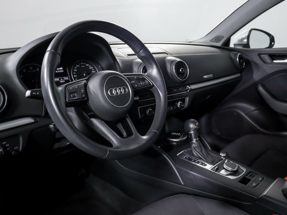 Купить Audi A3 III (8V) Рестайлинг, 2018, 87 655 км, фото №11