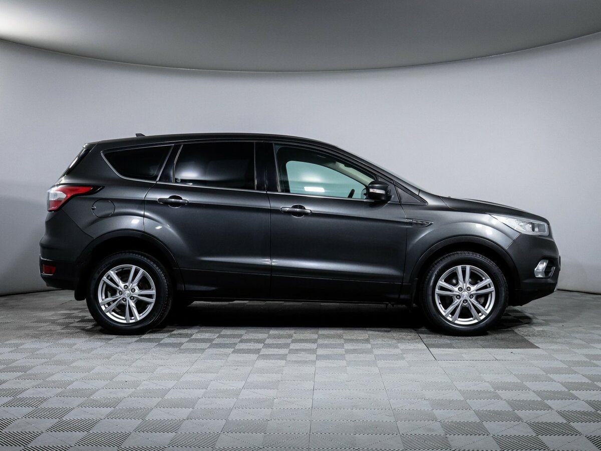 Купить Ford Kuga II Рестайлинг, 2019, 89 590 км, фото №4