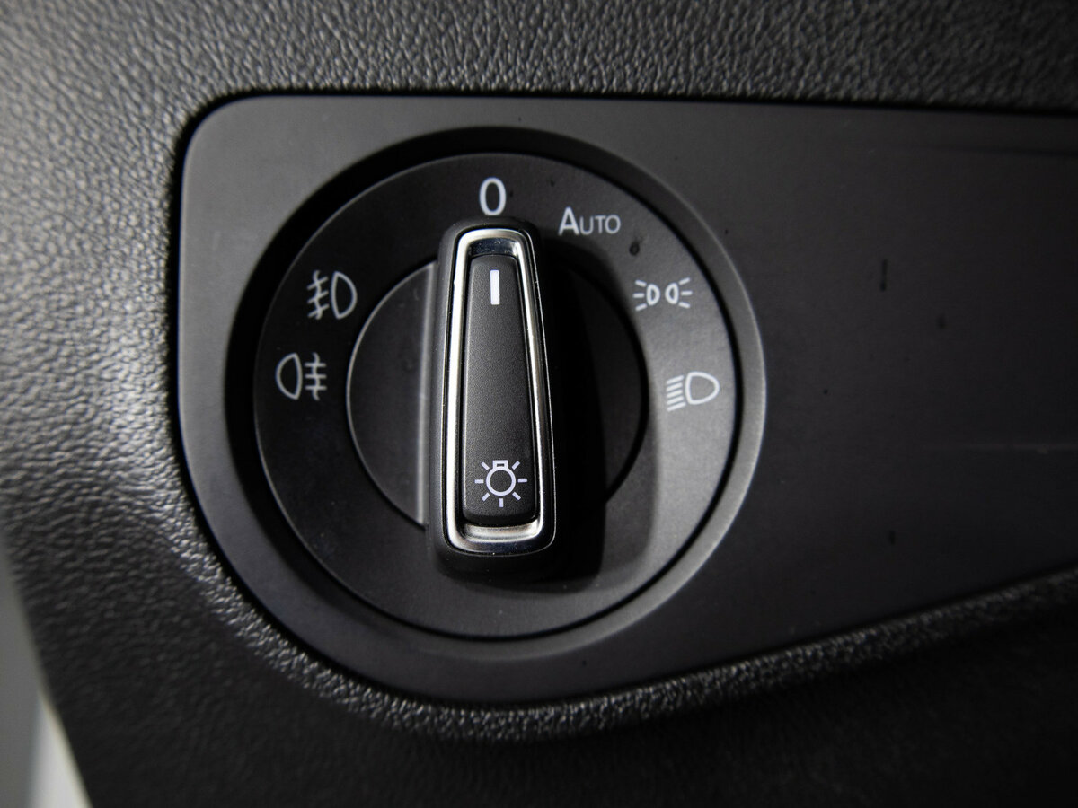 Купить Volkswagen Tiguan II, 2018, 45 750 км, фото №17