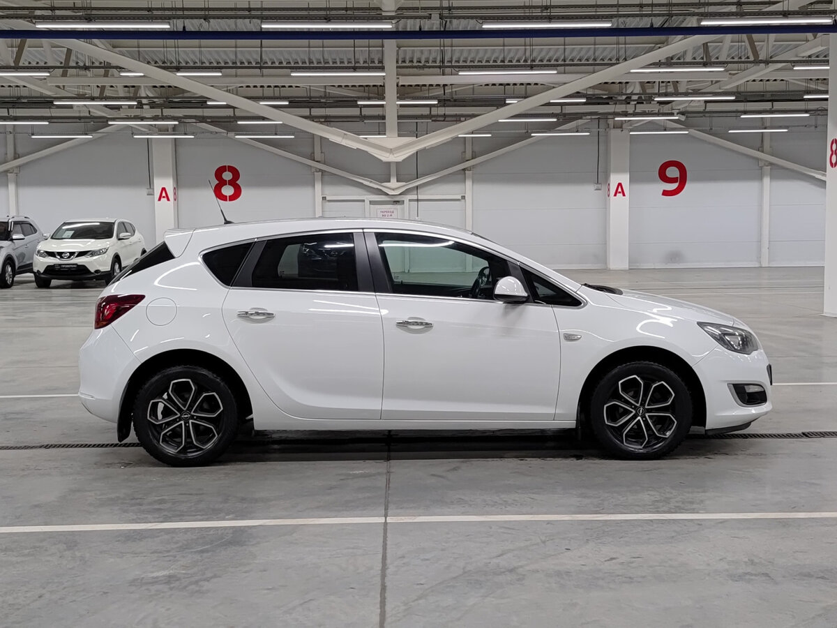 Купить Opel Astra J Рестайлинг, 2013, 180 852 км, фото №4