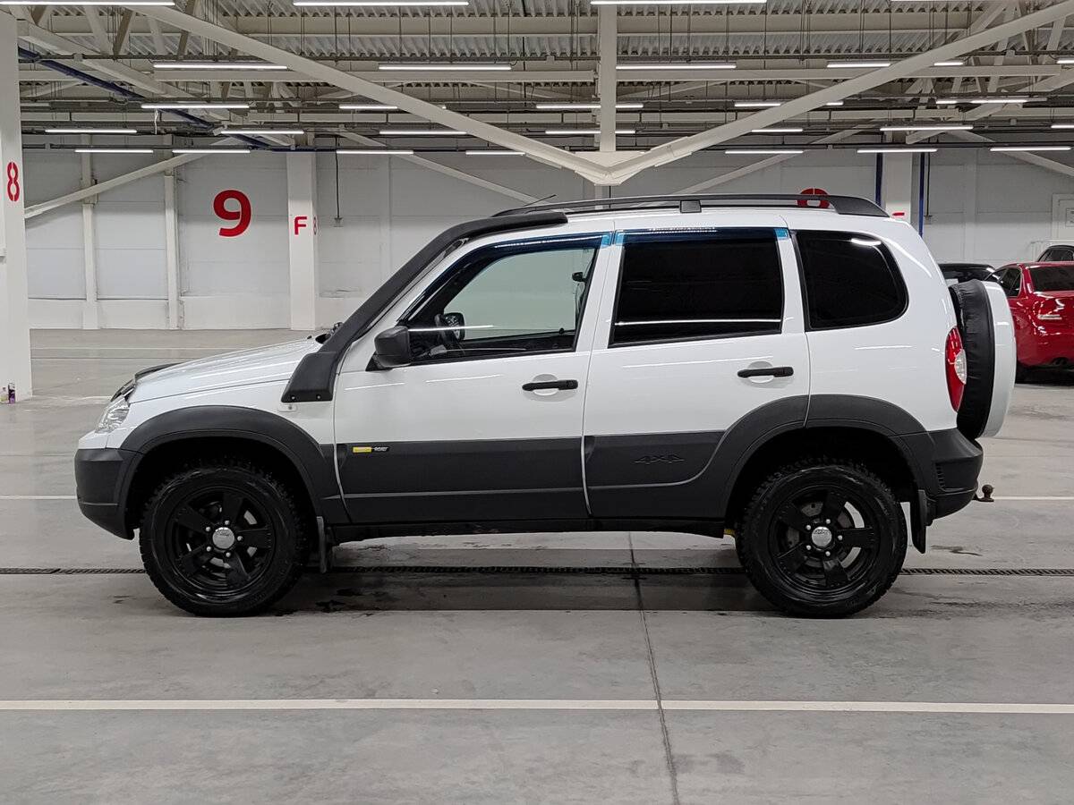 Купить Chevrolet Niva I Рестайлинг, 2017, 117 102 км, фото №8