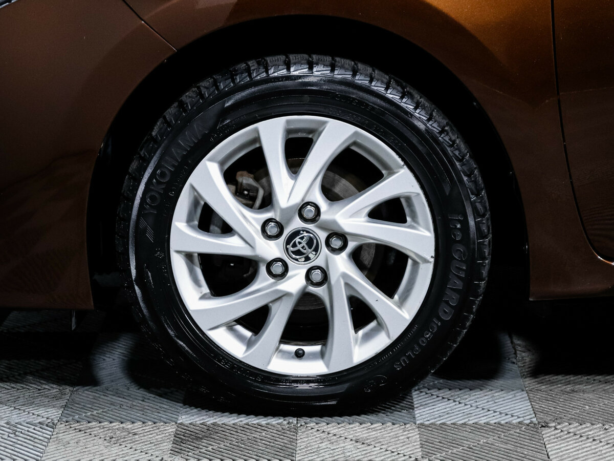 Купить Toyota Corolla XI (E160, E170, E180) Рестайлинг 1, 2017, 98 586 км, фото №13